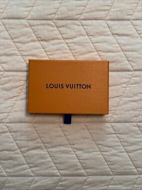 Louis Vuitton Orange Gift Box with Navy Pull Tab